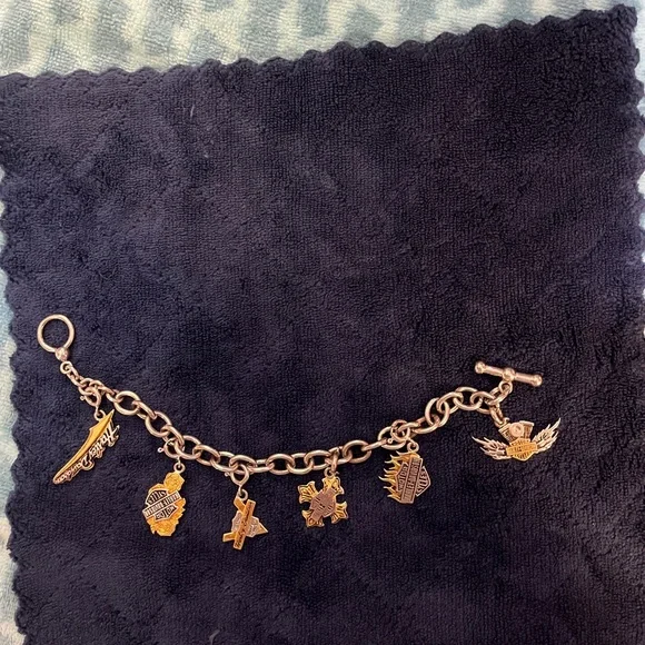 Harley-Davidson Silver and Gold Charm Bracelet - Picture 4 of 4